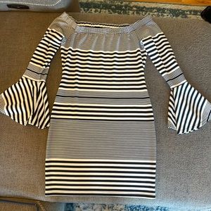 Off the shoulder dress. Size m. Sugar lips. Smoke free like new